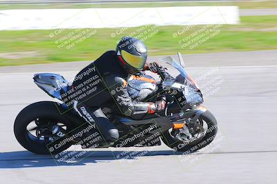 media/Jan-20-2023-Fastrack Riders (Fri) [[f2ad32aba3]]/Level 1/session 3 turn 9/